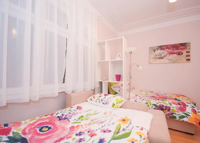 Apartment Mina